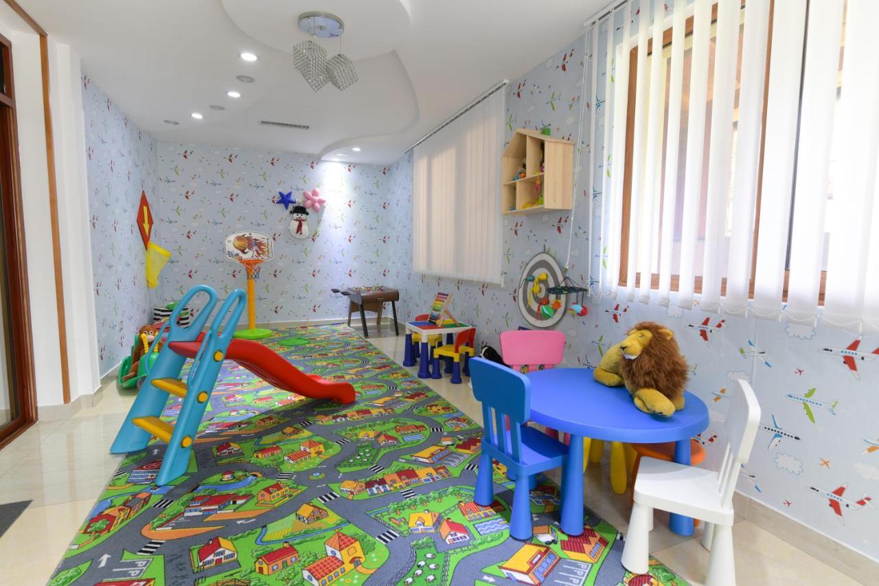 Hotel Iris Zlatibor Exteriör bild