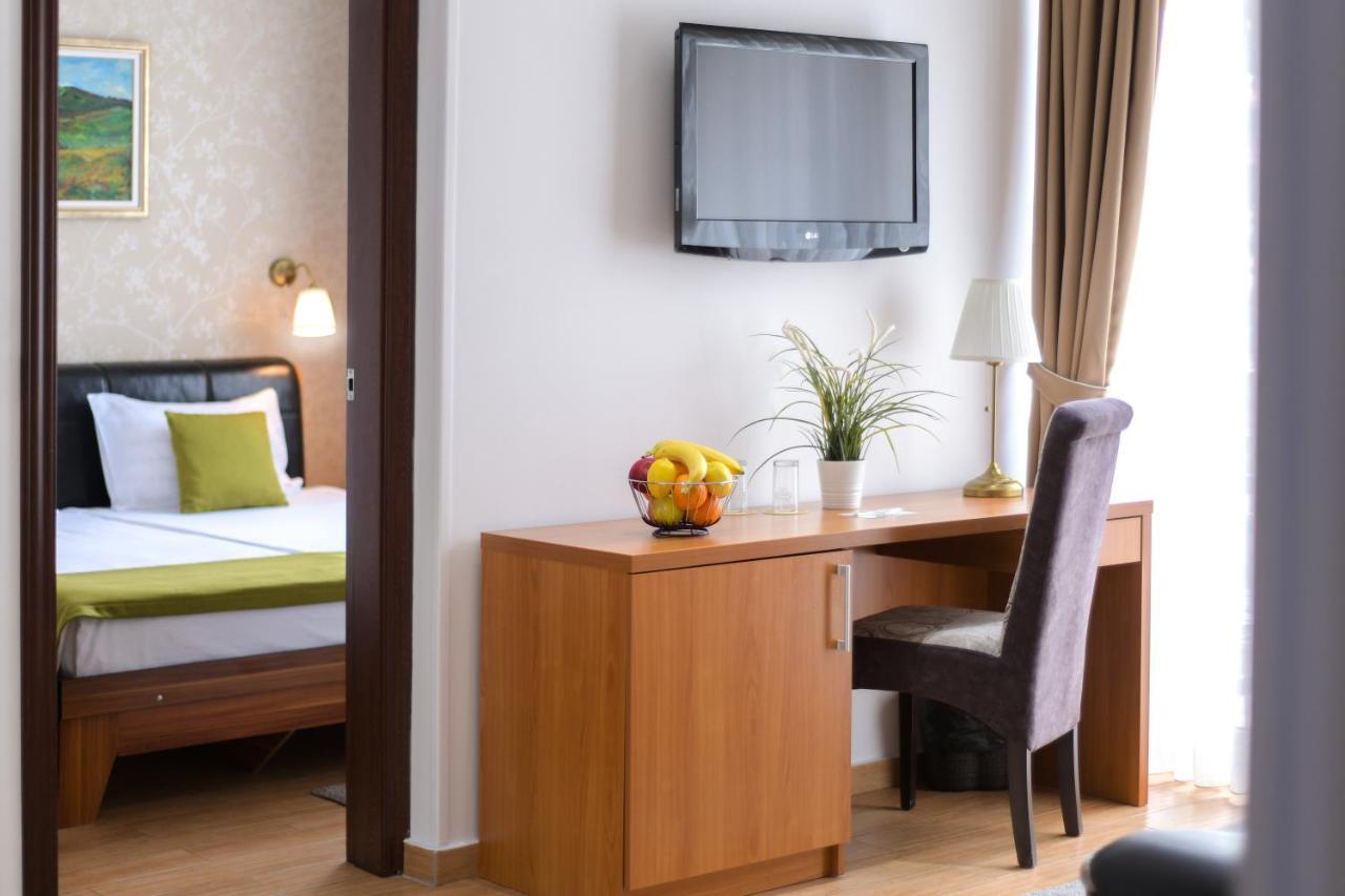 Hotel Iris Zlatibor Exteriör bild